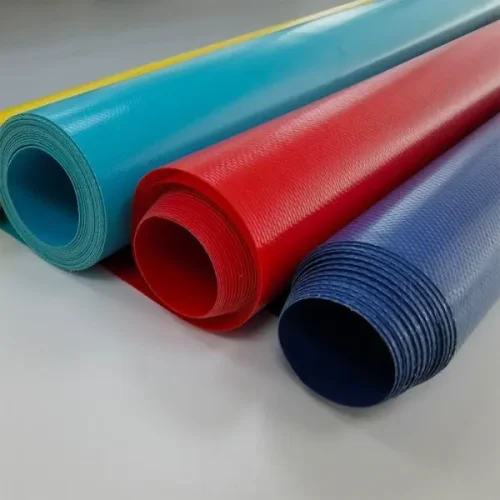 Protection contre le feu avec de la fibre de verre enduite de PVC